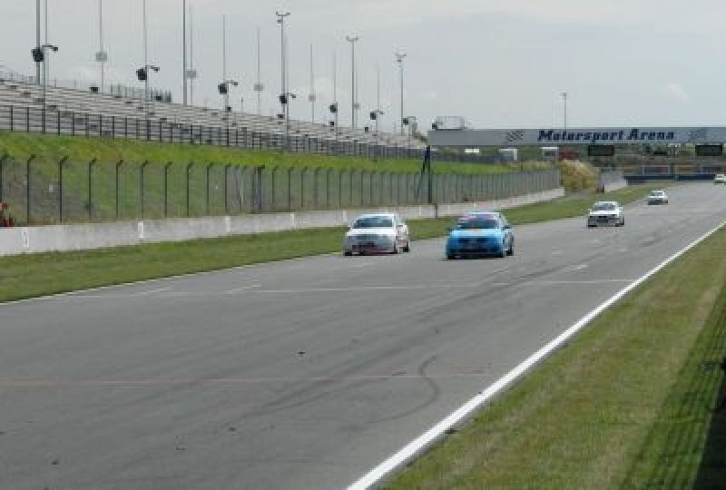 09.jpg