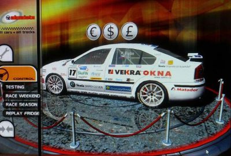 Vekra racing team v počítačové hře