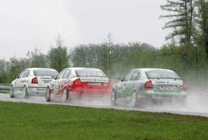 super-car-500-zadek.jpg