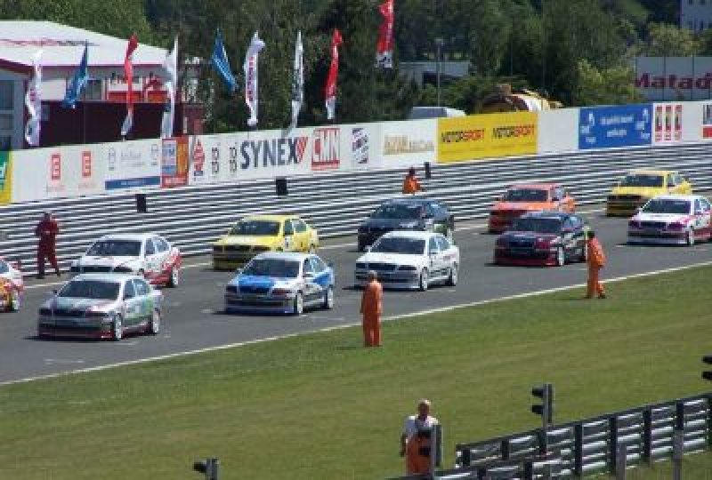 race-car-challenge-pole.jpg