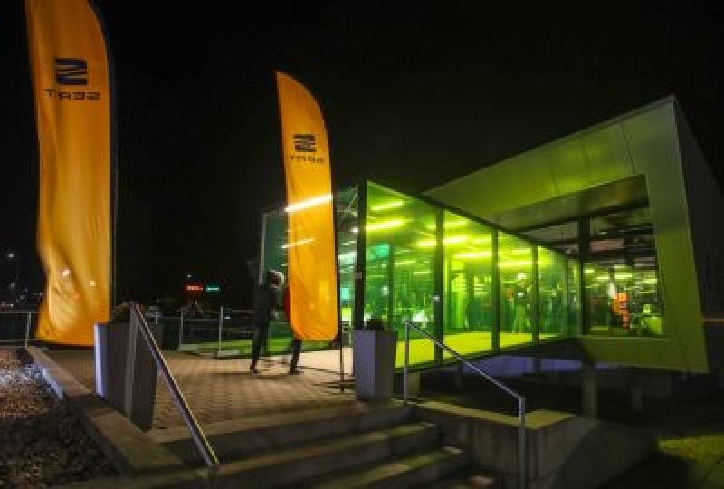 pfdx4343.jpg