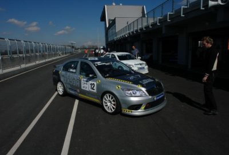 1_4_2010_slovakiaring_test_03.jpg