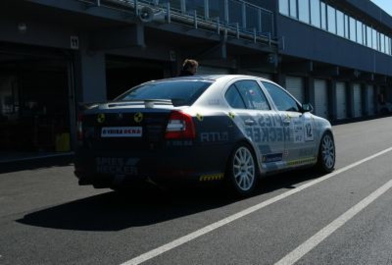 1_4_2010_slovakiaring_test_07.jpg