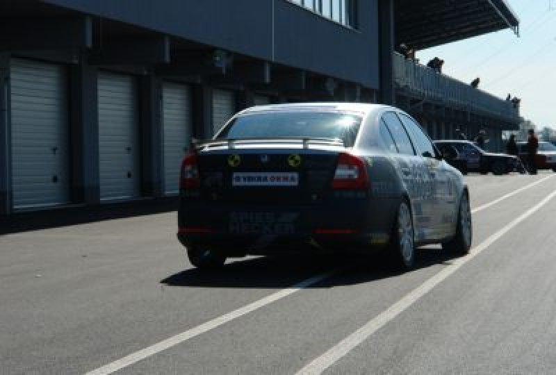 1_4_2010_slovakiaring_test_08.jpg