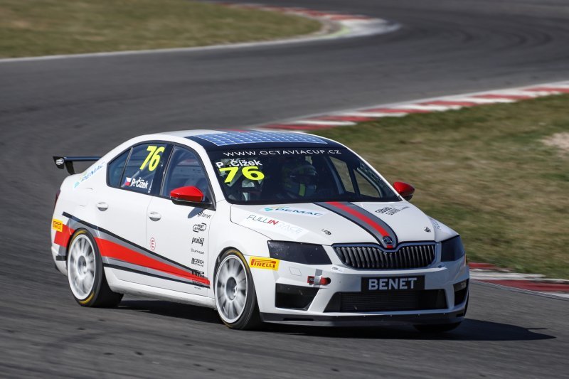 Vekra racing team otestoval novou techniku pro Octavia Cup
